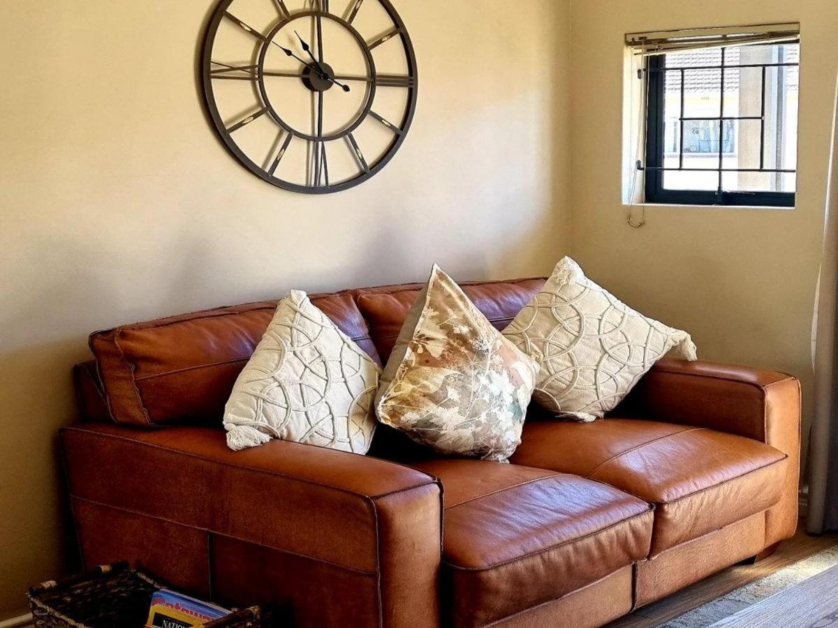 La Terra De Luc Apartment Stellenbosch Bagian luar foto